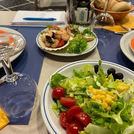 Hotel Domus Mea *