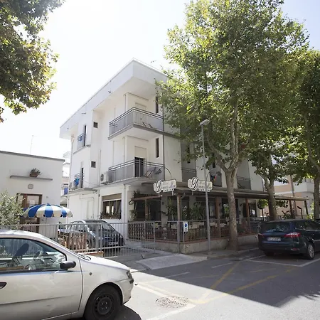 Domus Mea Hotel *
