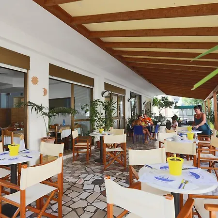 Domus Mea Hotel *