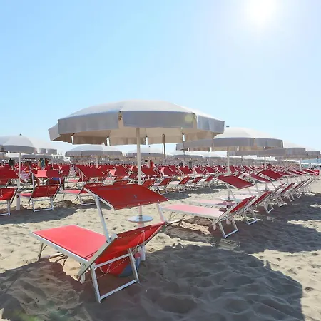 Domus Mea Hotel *