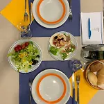 Domus Mea Hotel *
