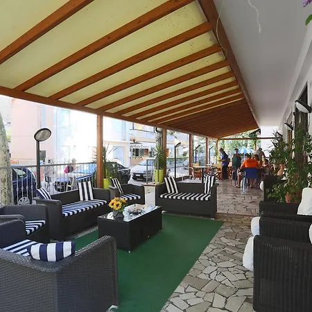 Domus Mea Hotel