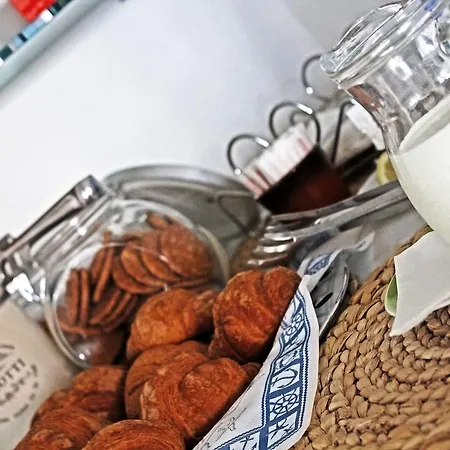 Domus Mea فندق *