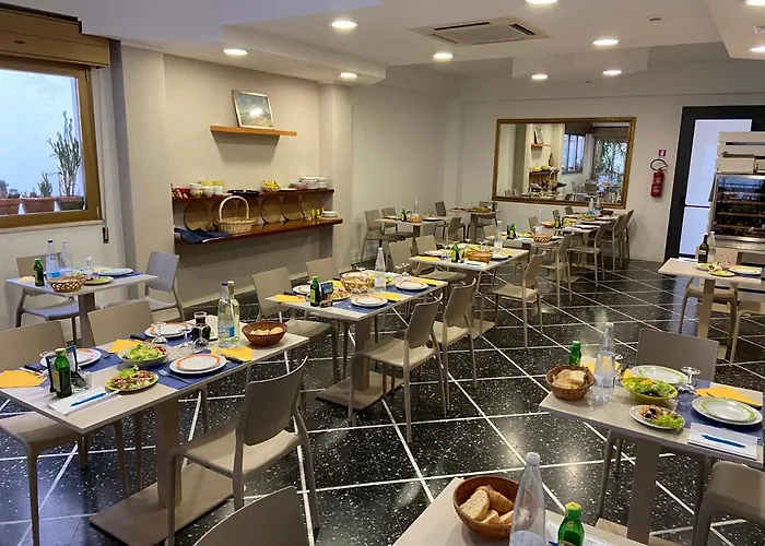 Hotell Domus Mea *